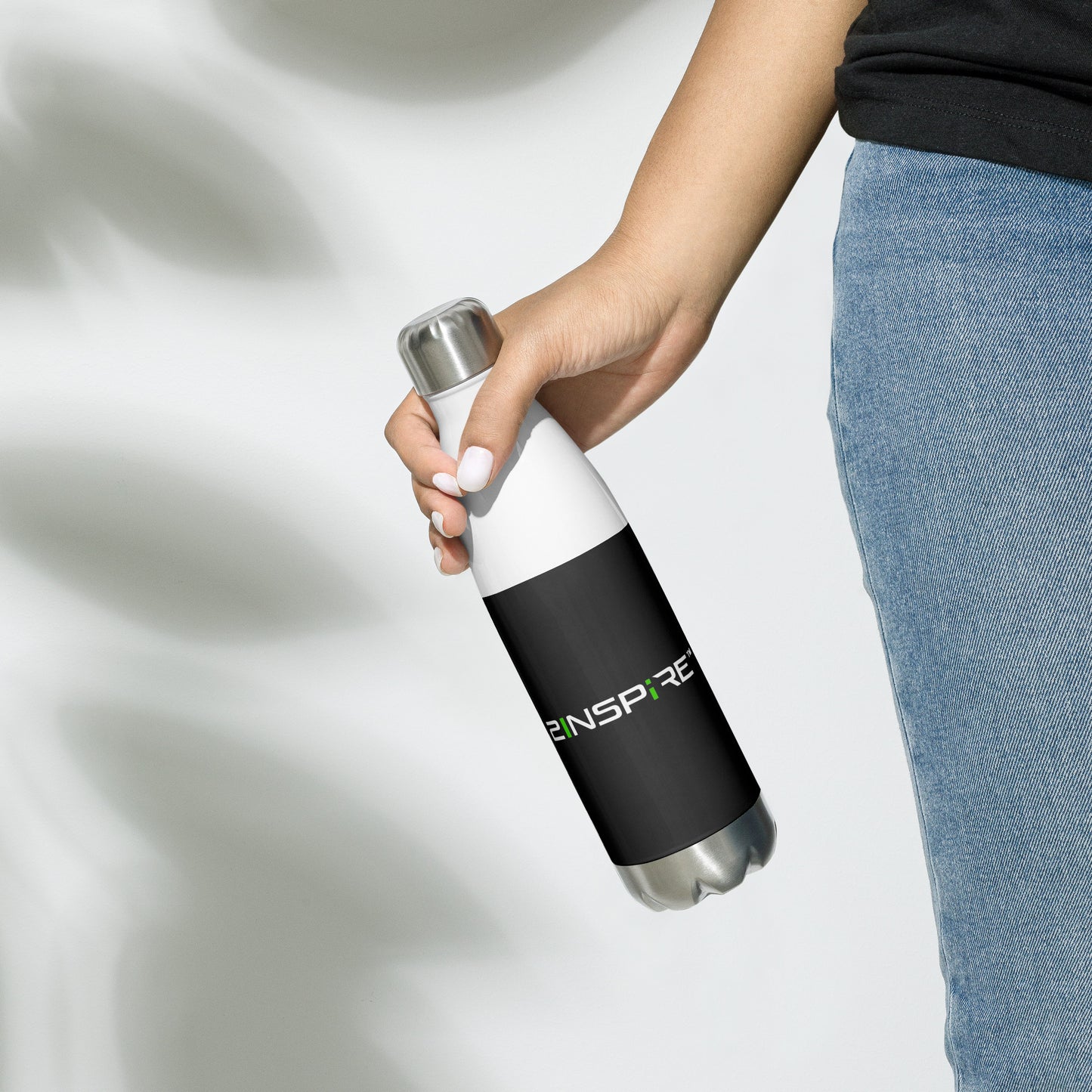 Stainless steel water bottle